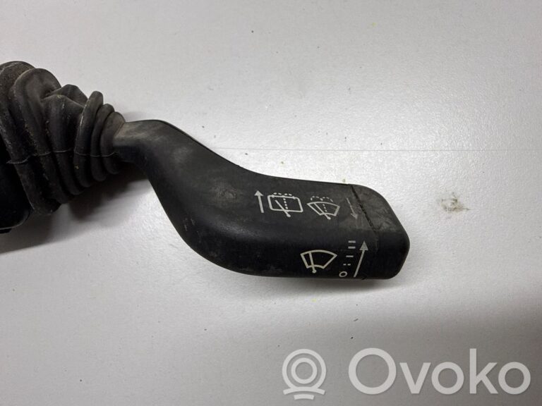 9e50ac7e3c926647af44d99b430c8b26-7aca31430dc15638a2ba571689e27304_wiper_control_stalk