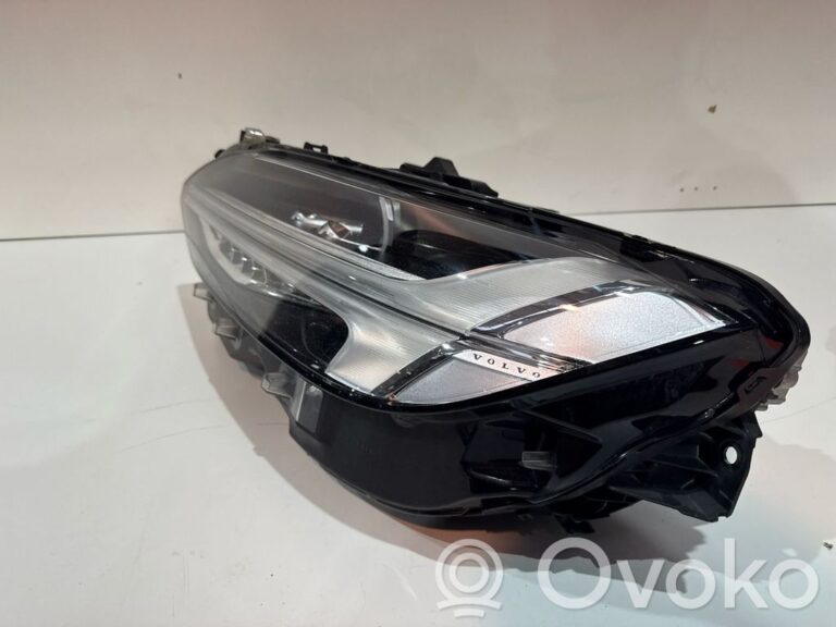 a6055233707ee9e3050dd9054a5c258b-a8a029bc3f796c7f5f6c2013f4ff9601_headlight_headlamp