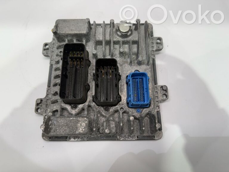 a71444b23e93b08010dcbe54564fe255-dc828cf2739f27ea7a2f5c978456170a_calculateur_moteur_ecu