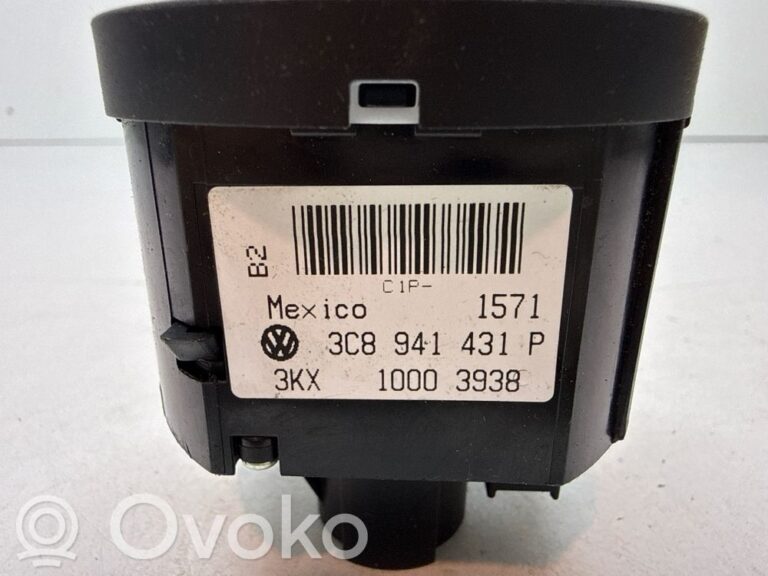 aaa72d492810458e66c614bf8e4b03bf-ed7e5cedeb7655a8dc416d9998eab190_light_switch