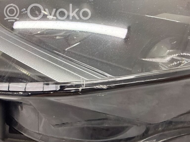 ab1fe1b0d64edfdc0981ffb2802c6605-22924bded54802fb43fe743a282c88c2_headlight_headlamp