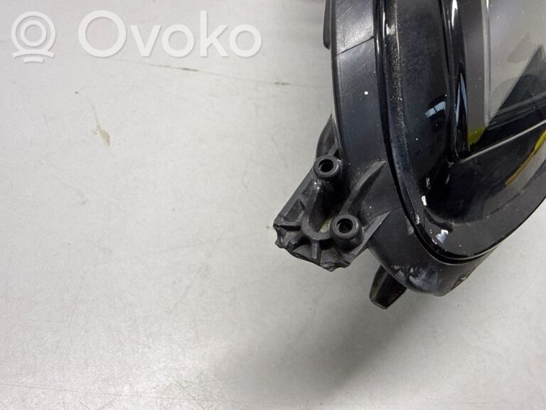 b152170b27ba3b413eafc0a116c453b0-b72f0bebd003bbdea5df2bf9ee2140a1_headlight_headlamp