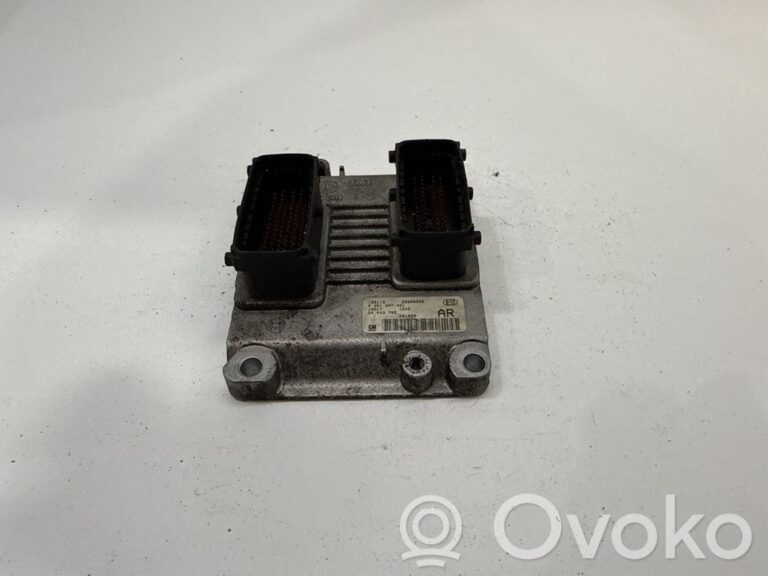 b3f1db4d0f2dfd634945b10587587ca7-c8b9909a81fc2c80e37c416ca3eeb4bf_calculateur_moteur_ecu