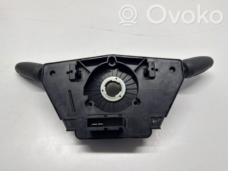 b49b0b601ed28e9f2082a10e51ec9cef-e528f20908604c630eac0bc75d6d201d_wiper_turn_signal_indicator_stalk_switch