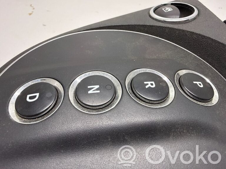 b82ee926810746d21bbdeb139448e59b-8a1a0672d6f62f1933915035ef8549dc_other_switches_knobs_shifts
