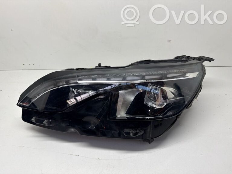 ca04bcc81165024470f5fd29b679a7ab-a55f14396dc05f1a177edf707fcd1bdc_headlight_headlamp