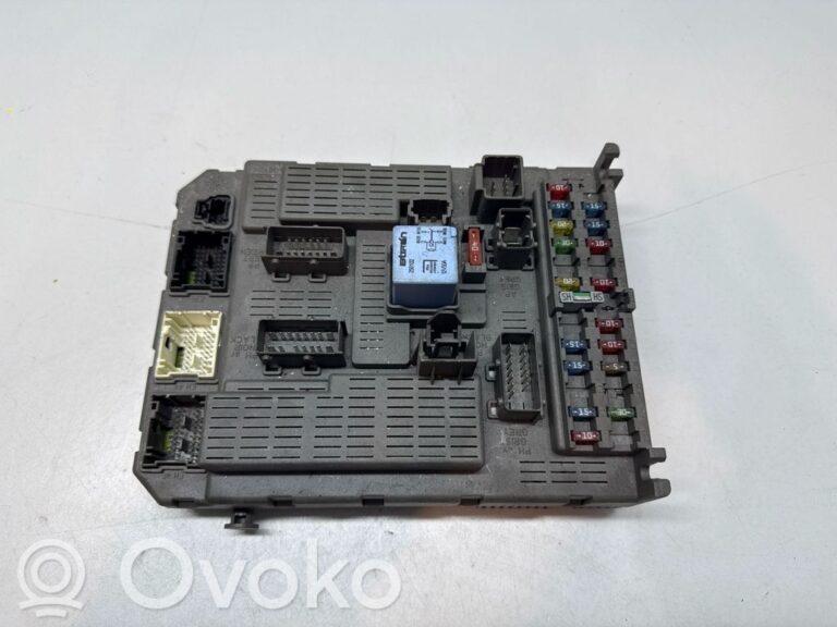 cd87740b71da1734794193b1d1c8a005-946f23676eed294590a2563f5ead3a60_fuse_box_set