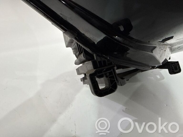 d2da9d492d308d03104e3f5b2257f6ca-5f1661afbdbae4e2490b09771bce6f6a_headlight_headlamp