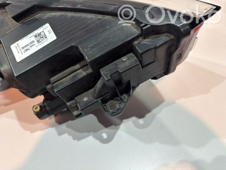 d38b2192aecd6695a25e3c2f9237d6d4-f741bc4733f4f530851bdb27e0c6c25a_headlight_headlamp