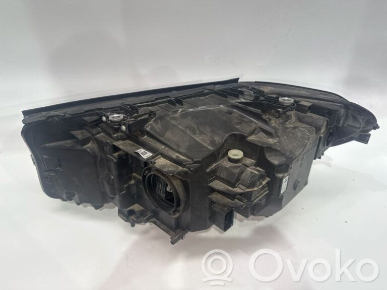 d9465c21c6c41499d7ffa3c83daedd0a-1eb52f7b463f74fc7524f0cc0df7746c_headlight_headlamp