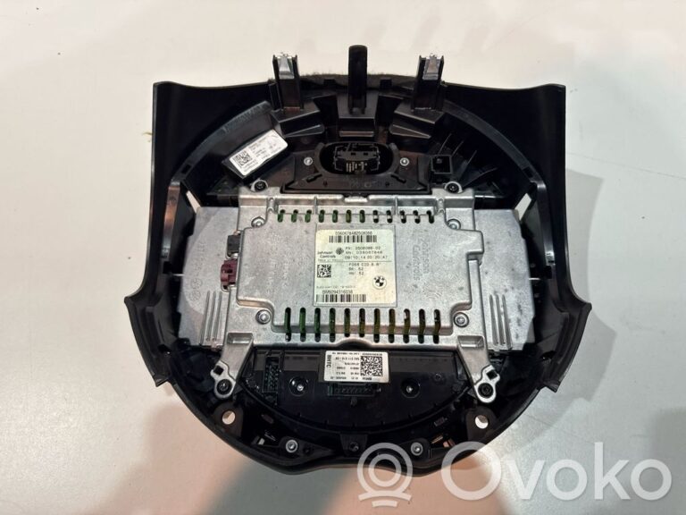 dd2b03601bb7703f60789ee7db4f55b7-88d3ffc2d45e32d06b30ec6c0de509ad_head_unit_multimedia_control