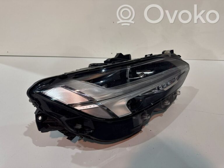 ddb894cdc3bd68622cd10126c2e0916e-8e680ebe9a5c28cda99c8b71986499ef_headlight_headlamp