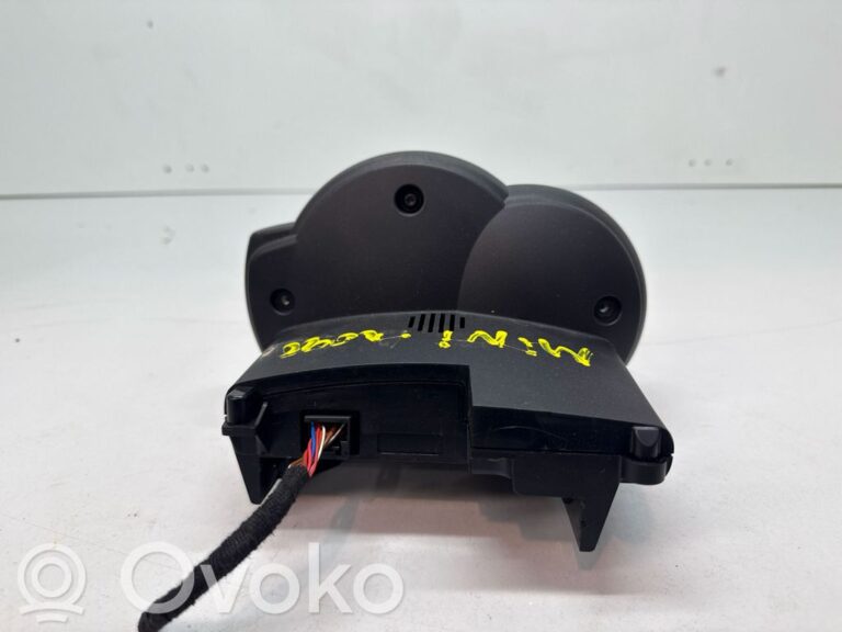 e088efabaec0e2930d3cb8b9d6656606-76bb2e0a1a088086b144b5b8db6791a1_speedometer__instrument_cluster_