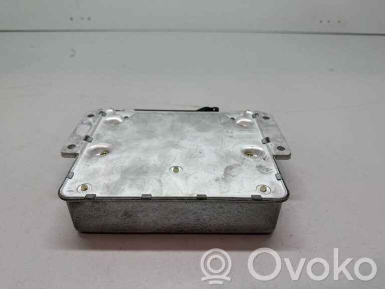 e196c597f75c84aa612d9edb5f9de75f-ee82fbc4f0188133a925217439f286b5_engine_control_unit_module