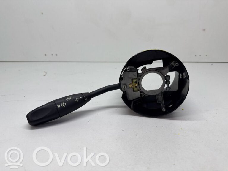 e313b945172709e10cfebdcc1e2945c0-2862453e83474ad528fd26925d43cdad_wiper_control_stalk