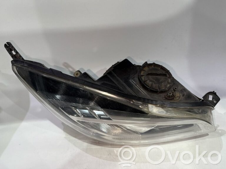 e39d98939932bf5e3dc488565ab81473-2af27db7e536e149b61dcc9b6862a930_headlight_headlamp