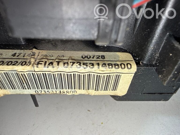 e7a9868ad0117d235148825fdeb1ed4d-ccf5a0658d8355f0484cf6b0e188ded7_wiper_turn_signal_indicator_stalk_switch