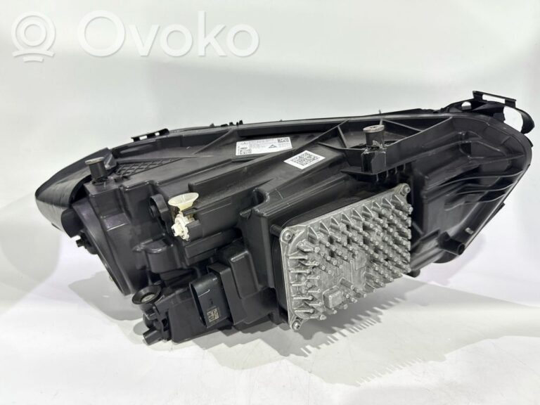 eb22a7a9ae03099fc4e19f6542157326-bea3909e72e57ec09562ef9383f05ef8_headlight_headlamp