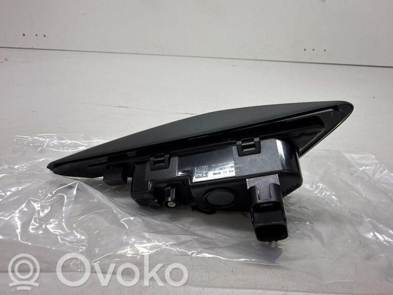 eda62cb2a7f0ce4b140951f08f8bf8d1-e192e7d9a2b25bfe34ba28b7cef21eda_side_fender_camera