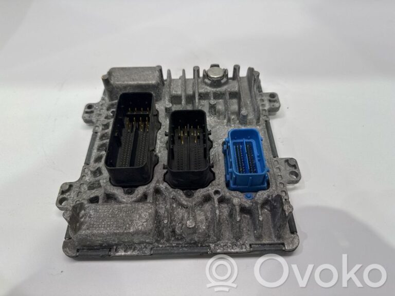 ee6294ca163332e21895cbf0e2b2400b-847c1432b2e00494bec4e8db981b6e1d_calculateur_moteur_ecu