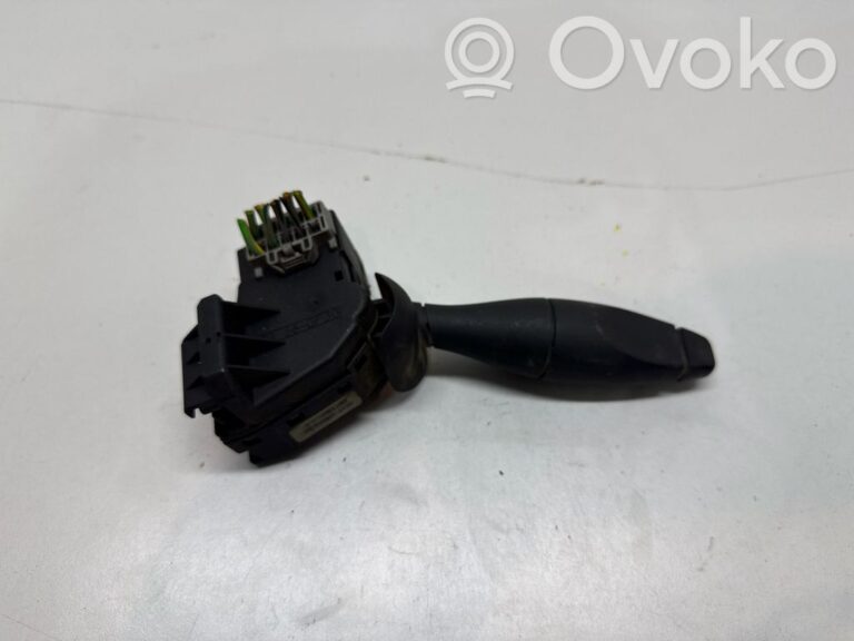 ef352e84746d5775e161b3985b67669f-1b8d3ffaa2c7ee7218787dfbf3a0c694_wiper_control_stalk
