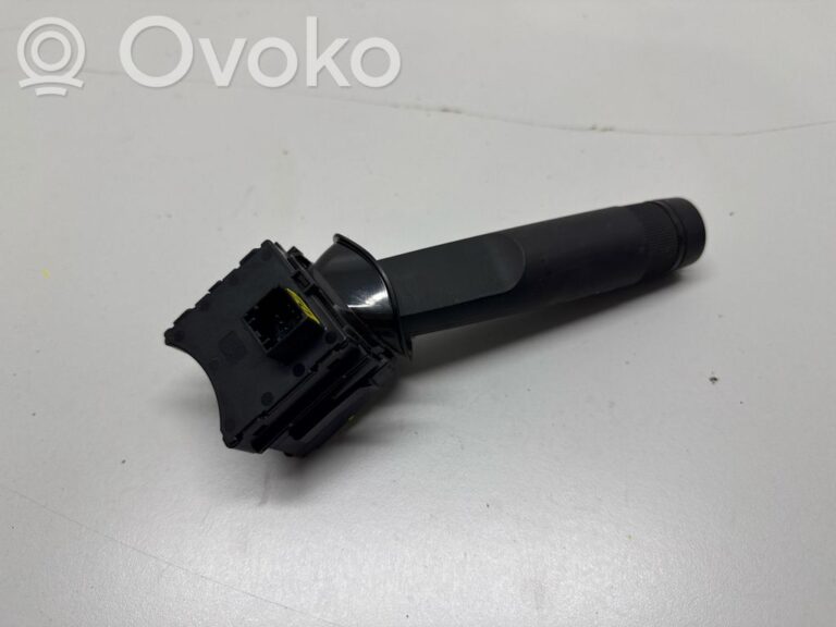 f2e41f3deeef81ae671ea73519633a29-5726357117fdbe8a5df7f34f9c00a132_wiper_control_stalk