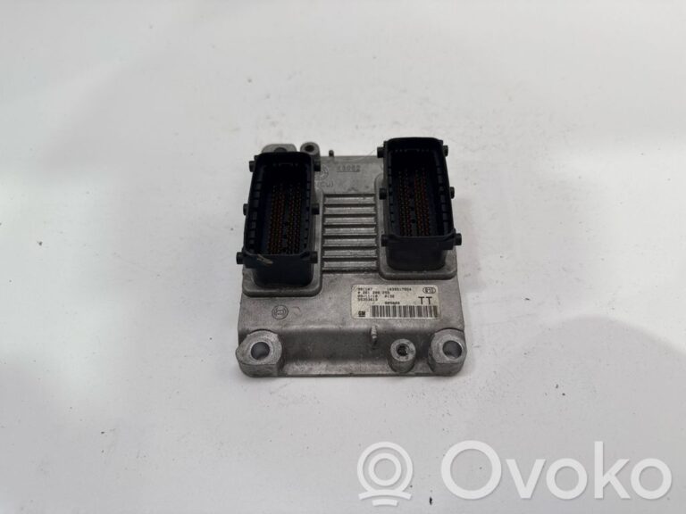 f6555956dcc091aca6f413184fe14c81-dd5bc5e744514193eb10e7c5a3fd6354_calculateur_moteur_ecu