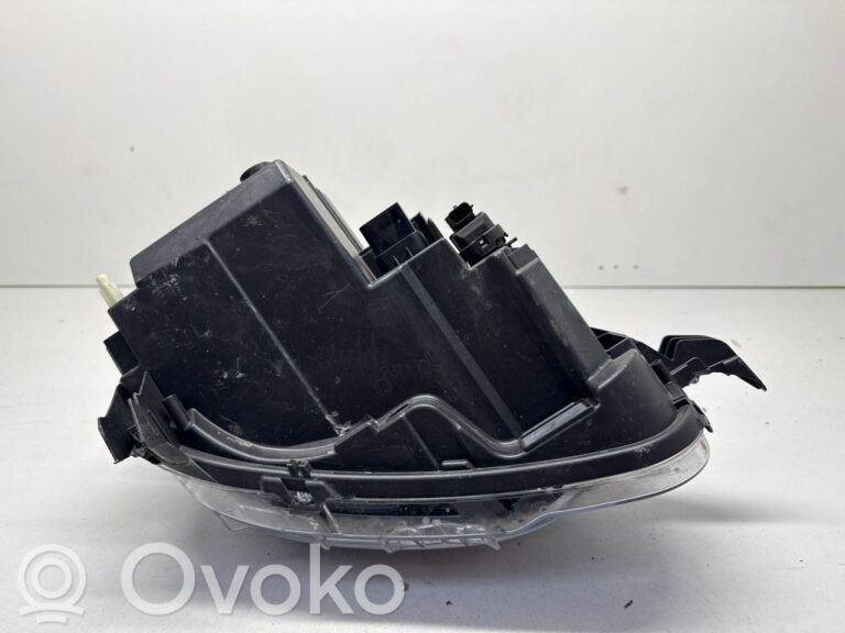 f8b8060e2d3d7269a0a52e1d247a2988-9514e074843cdd6dfe603846fcc5518a_headlight_headlamp