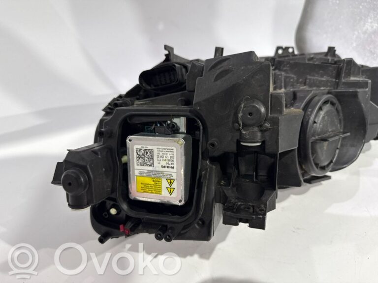 f97fea88f09b92543dab1b9ca29c3675-45ca5851aeee0a01b6593f7024437339_headlight_headlamp