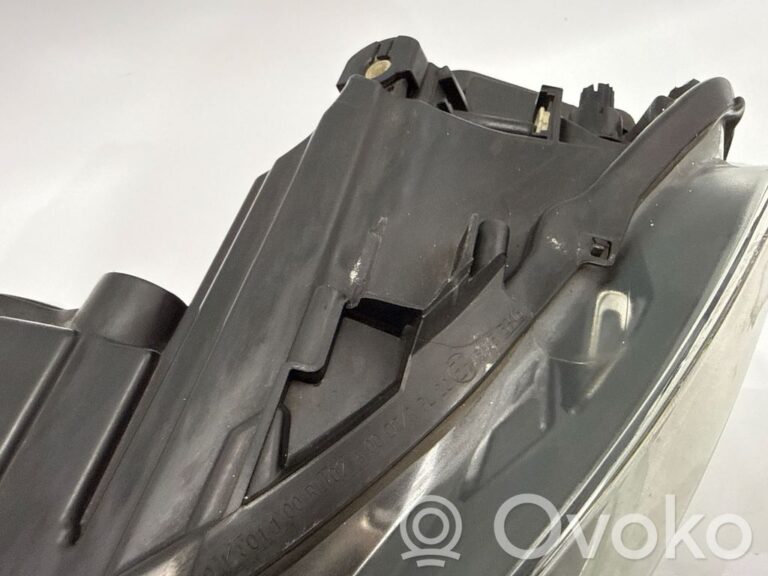 fc43b3dc1601326ef130202ca2a8958d-ad0fda013ed01c117b0aafaeccfab73f_headlight_headlamp