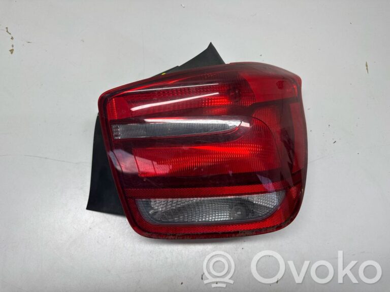 0101770675f22a667f21fc163f97095b-06266982df0854747552003f5414a877_rear_tail_lights