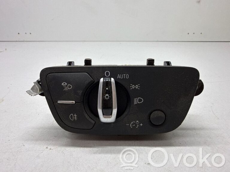 04811e692ad01338c961b1a04987ce1f-46d3a6e3986a648285b850d8530affa5_light_switch