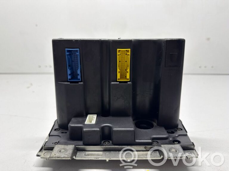 0731b4fd8d5f457309ea252252cf4ee1-8bd757e38026c51545ec670d4d2e7497_climate_control_unit
