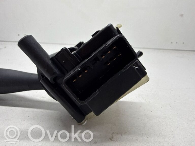 07652ed1dfcb0f005cecb81b6f38a8a4-c8ac3466c2cf6af26512c2c66ea2c78e_light_switch