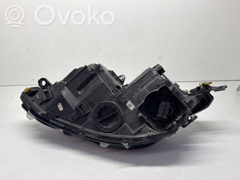 0c99591a16f9a85d059176ad61d7b6bd-012be7b4cc5e4bfc61aa621382486efe_headlight_headlamp