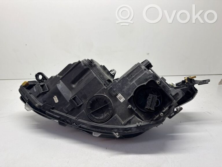 0c99591a16f9a85d059176ad61d7b6bd-012be7b4cc5e4bfc61aa621382486efe_headlight_headlamp