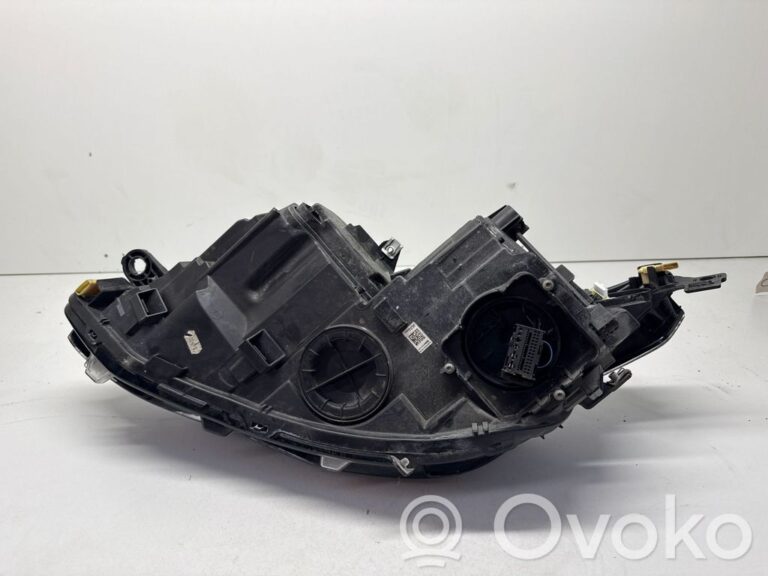 0c99591a16f9a85d059176ad61d7b6bd-012be7b4cc5e4bfc61aa621382486efe_headlight_headlamp