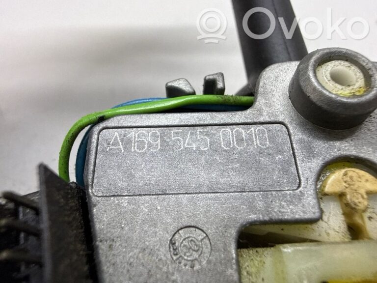 112e3d24f810530baf3abf2dad685024-a5cb0456b0cd789b657b477c6ea5a7b2_wiper_control_stalk