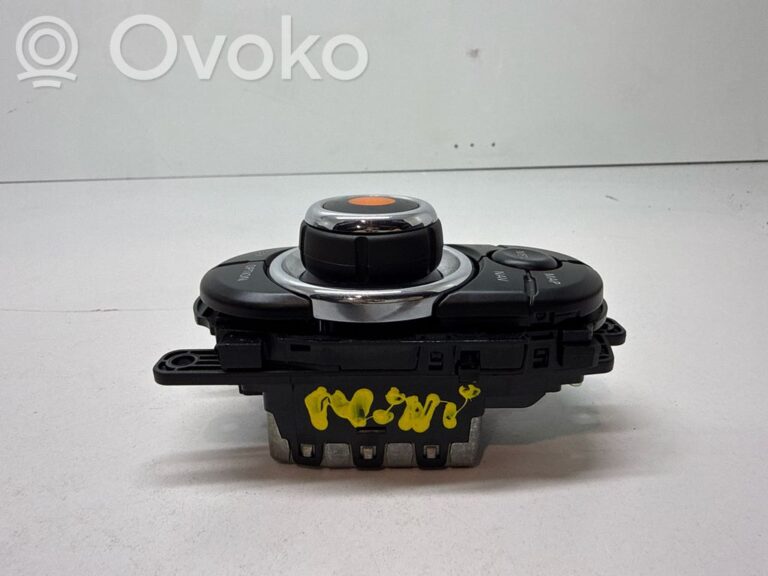 11dffa00ea1e2f1f69379954e7fc2eb3-e46643435a965b8d748495d74fb856c6_head_unit_multimedia_control