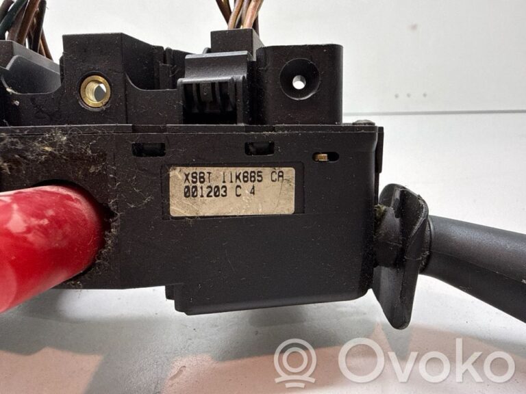 13eab2bc3a43f2e8af8a109c2bdb8697-03c80aacea81f8c0c26037a804c71666_light_switch