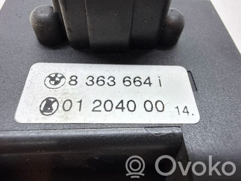 16d069718e78eed4c30ddf4926bc1109-14e5a490e9c2e2a7deb4c645806aeca6_wiper_control_stalk