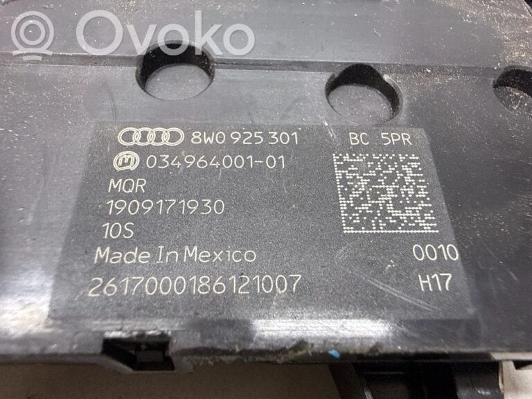 18d1539e90ce93948ad7feae7fd358b1-068f072196d9d66d56a16f101fa2eef2_a_set_of_switches