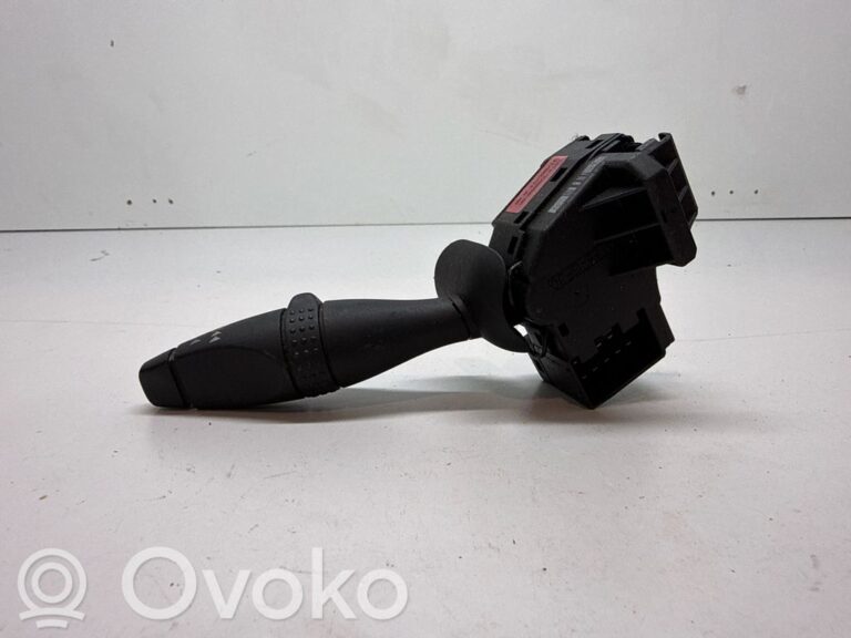 269b04287f057c60eb1521e22243be6e-c48a46185068823fa73d7e9a8540138f_wiper_control_stalk