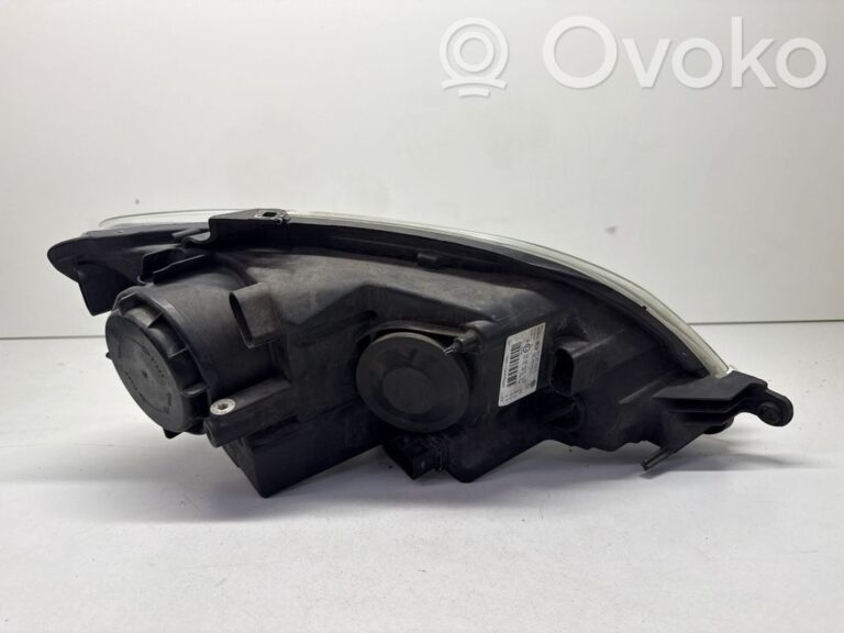2cb6c4885623c18db2426c3e1d86a02c-4f6e617a0b016c46cec5c7caea226aa0_headlight_headlamp