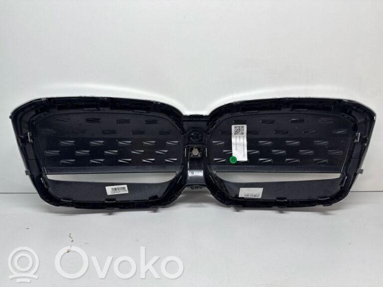 2e24603b9880995407795a08e91f3a54-11a655465cd7f463196e501098e30fcb_front_bumper_upper_radiator_grill