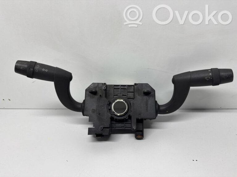 2eb958cb0eabb5ab0d68b88822ff253c-4c20684b11d81047300e02f41ce26445_wiper_turn_signal_indicator_stalk_switch