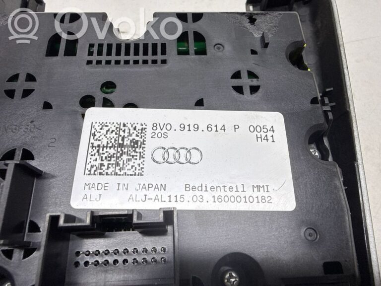 3273422c03eed24a32754bda72042490-4f14003e46f13cc6e0a43da50fb06e7f_head_unit_multimedia_control