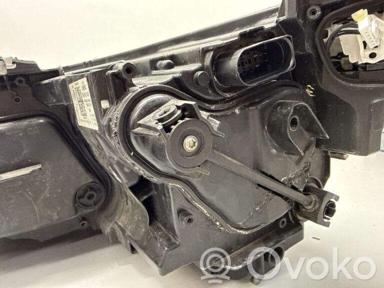 39f291420bdf862e1355c10cb654fe5b-57416bae5a9fb78ce4ce933c6ec0fee4_headlight_headlamp