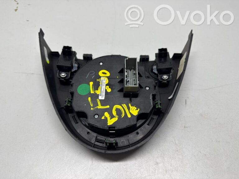 3ad40afeff83762dbe2e3c7ae565ae2e-6ed17fc5c967537ef9aaa9a667b738ac_other_switches_knobs_shifts