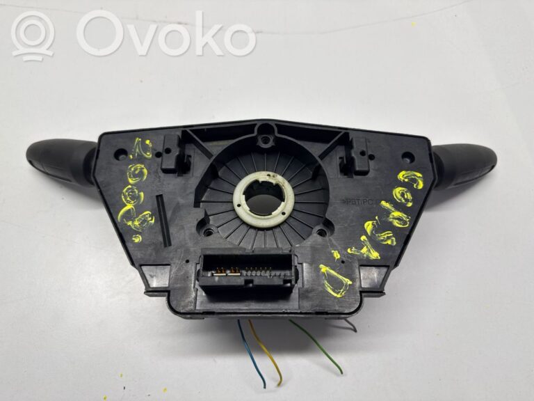 3b5d64bb311de414d2d495fe6f51684d-7f6587de625858ee5b92afccef569ef9_wiper_turn_signal_indicator_stalk_switch